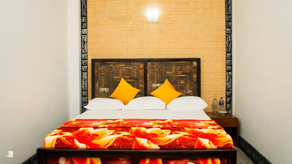 Comfort Triple Room | Iron/ironing board, free WiFi, bed sheets