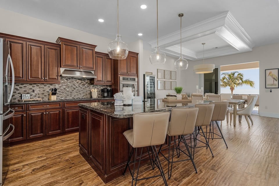 House, 5 Bedrooms | Private kitchen | Coffee/tea maker, fridge, oven, toaster