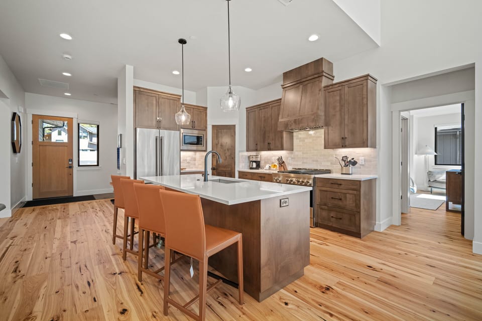 18157 Forestbrook-12
