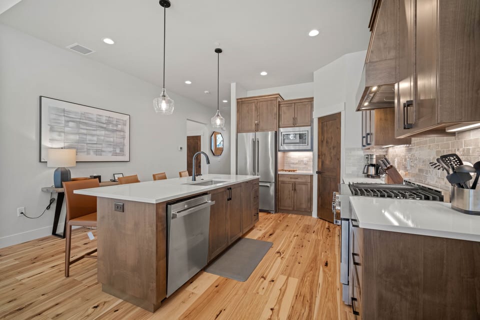 18157 Forestbrook-13