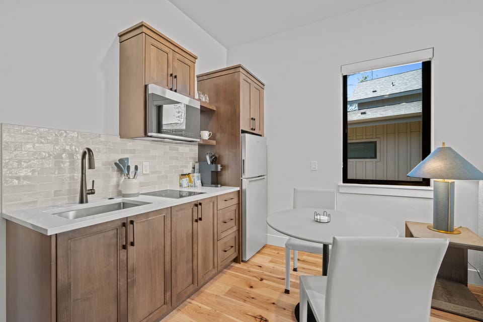 18157 Forestbrook-55