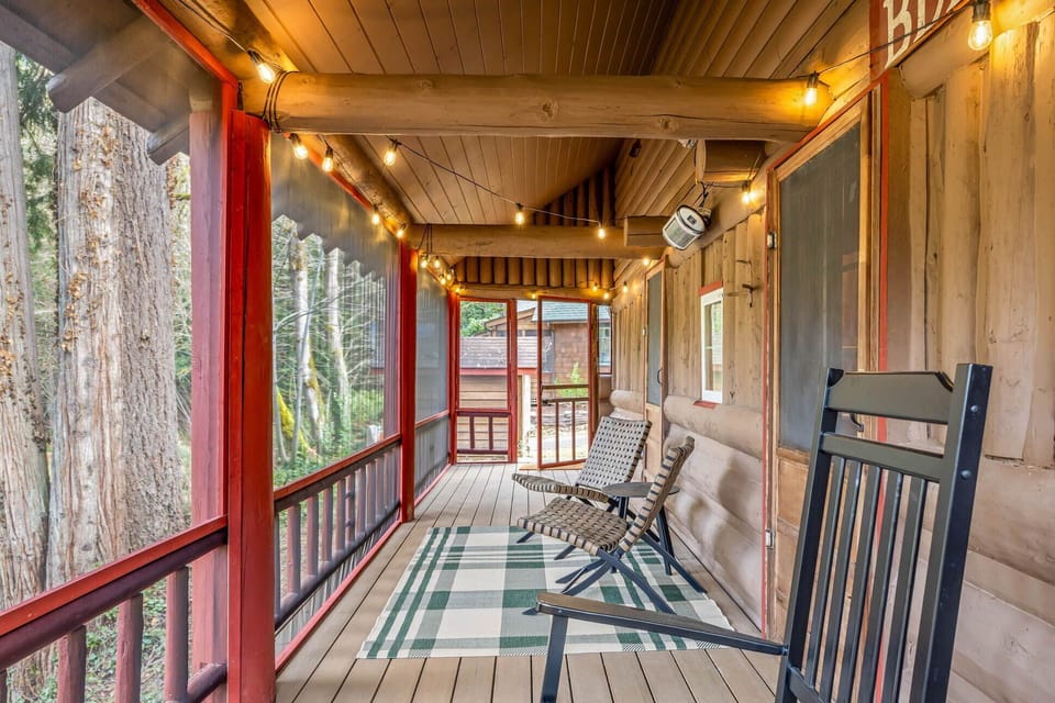 Our screened in deck gives a beautiful view of the McKenzie River