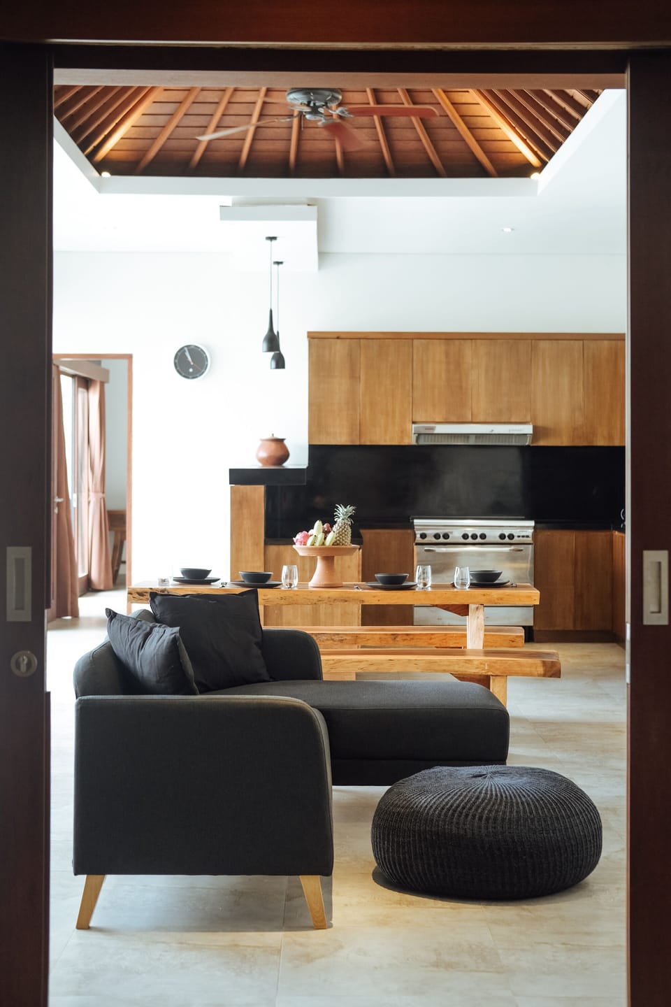 Villa | Living room | 55-inch TV with cable channels