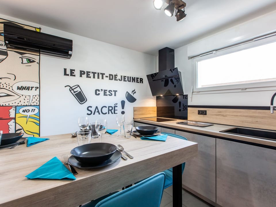 Kitchen / Dining Room