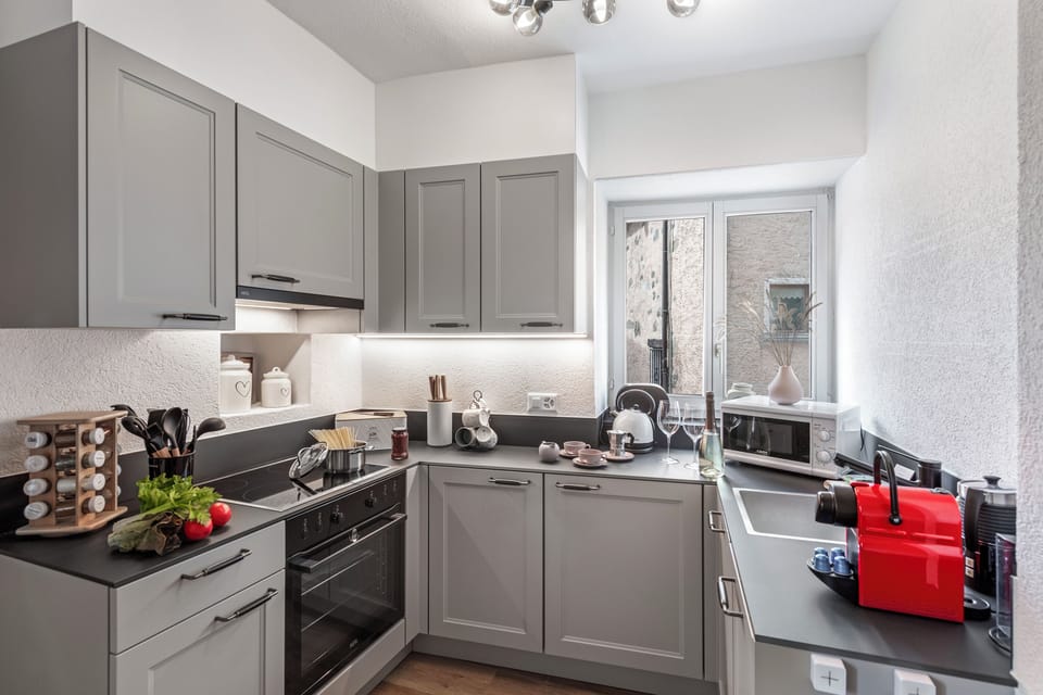 Honeymoon Apartment, 1 Bedroom, Microwave (Casa oliva - boutique townhouse -) | Private kitchen