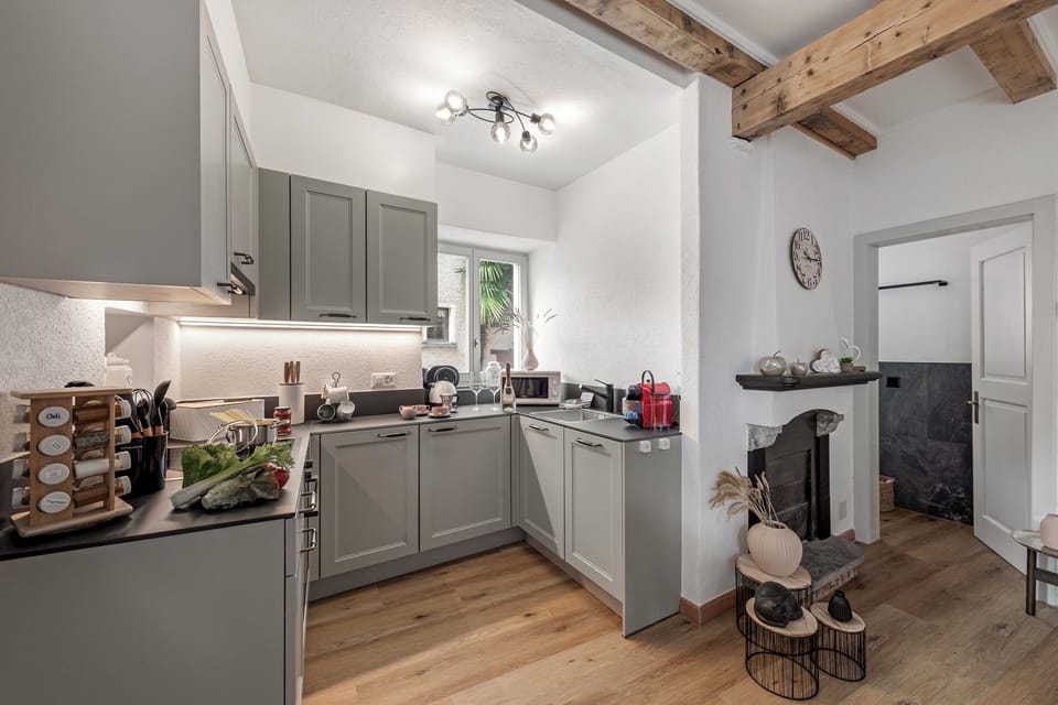 Honeymoon Apartment, 1 Bedroom, Microwave (Casa oliva - boutique townhouse -) | Private kitchen