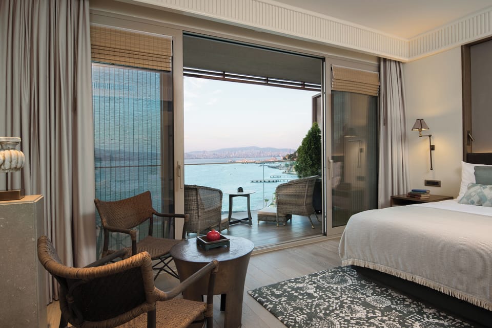 Minibar, in-room safe, desk, blackout drapes