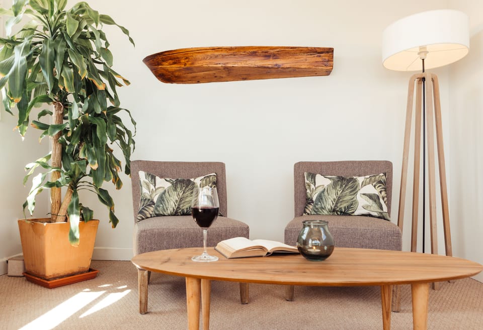 Suite (Rooftop) | Living area | 32-inch flat-screen TV with satellite channels, TV, fireplace