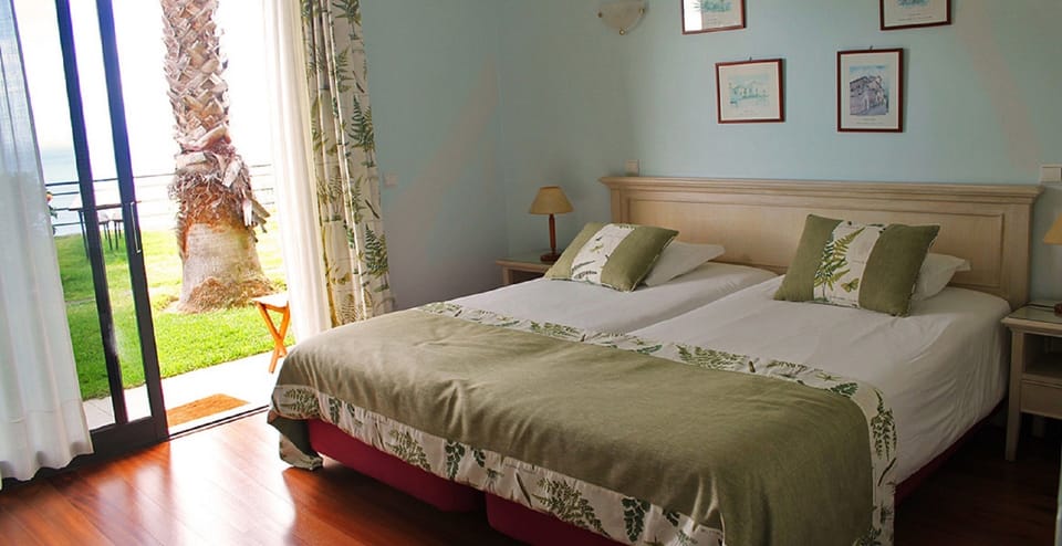 Standard Twin Room, Ocean View | Tempur-Pedic beds, blackout drapes, soundproofing