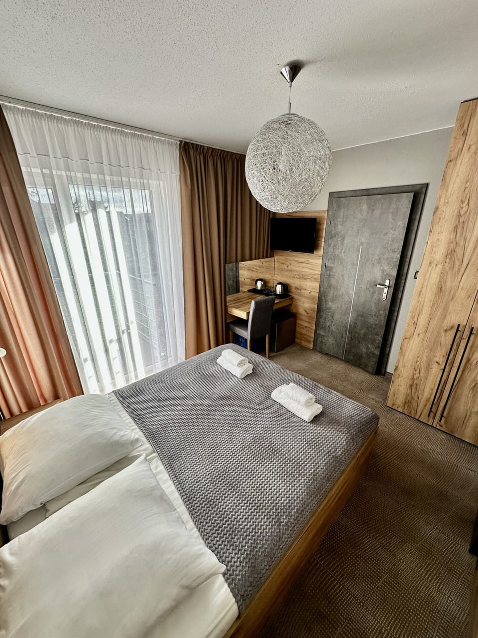 Economy Double Room | Free WiFi