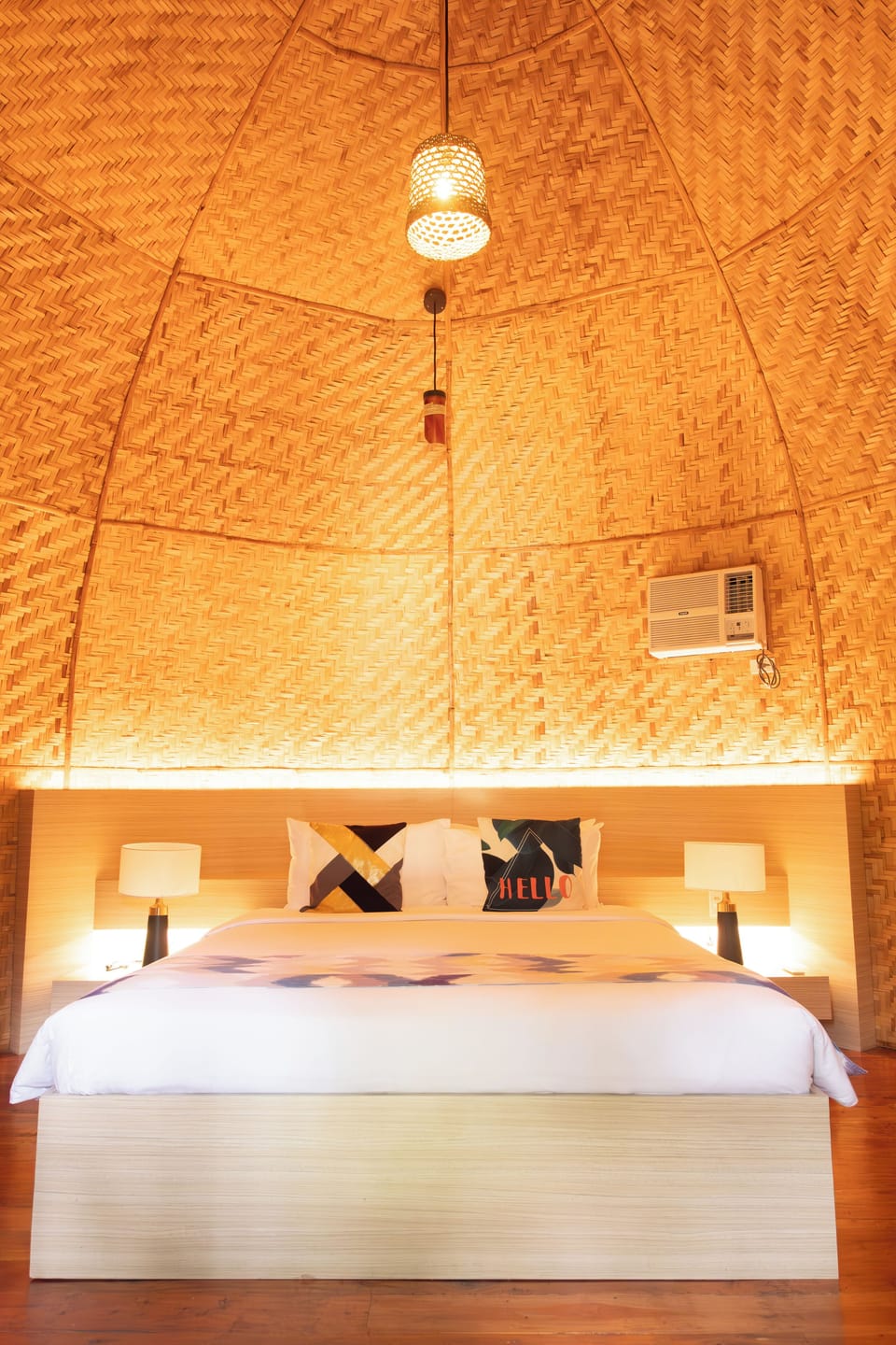 Cabana Huts, 1 King Bed | Individually decorated, individually furnished, free WiFi, bed sheets