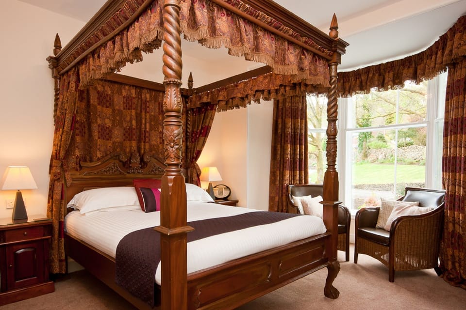 Classic Double Room (Four Poster Bed) | 1 bedroom, free WiFi