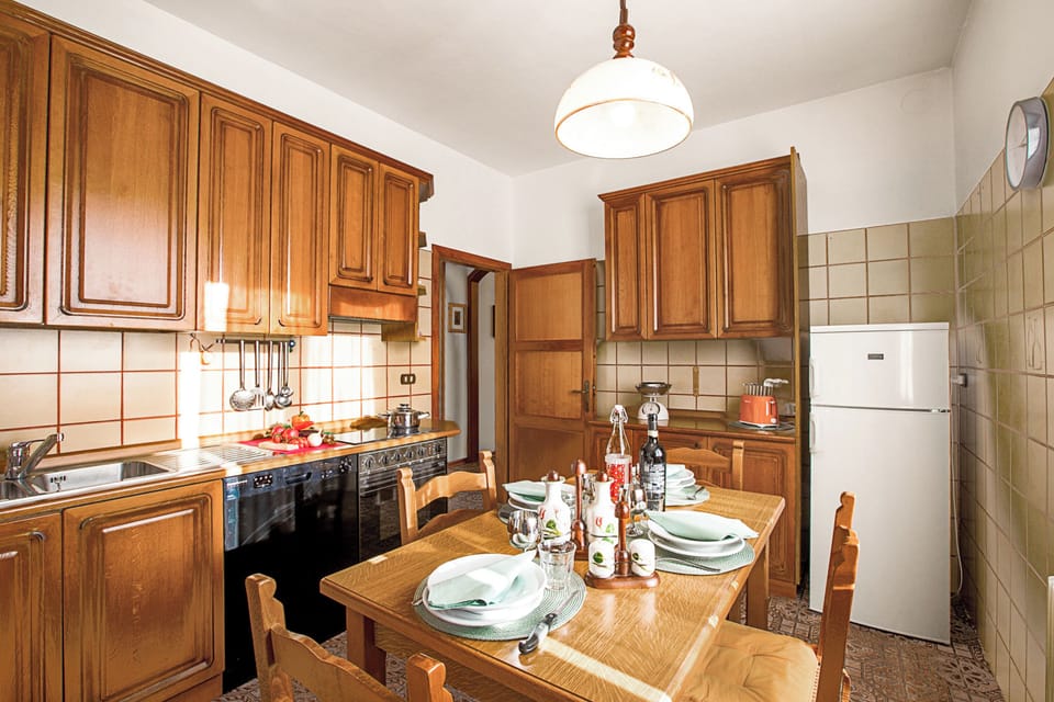 Family Apartment, Multiple Bedrooms, Mountainside (Albatros) | Private kitchen | Fridge, microwave, stovetop, dishwasher