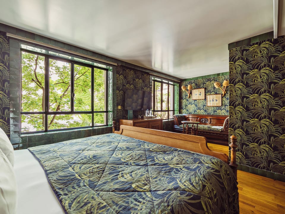 Deluxe Garden Room | Hypo-allergenic bedding, memory foam beds, minibar, in-room safe