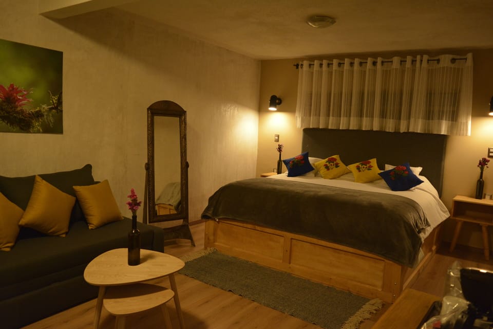 Standard Suite | Desk, laptop workspace, blackout drapes, iron/ironing board