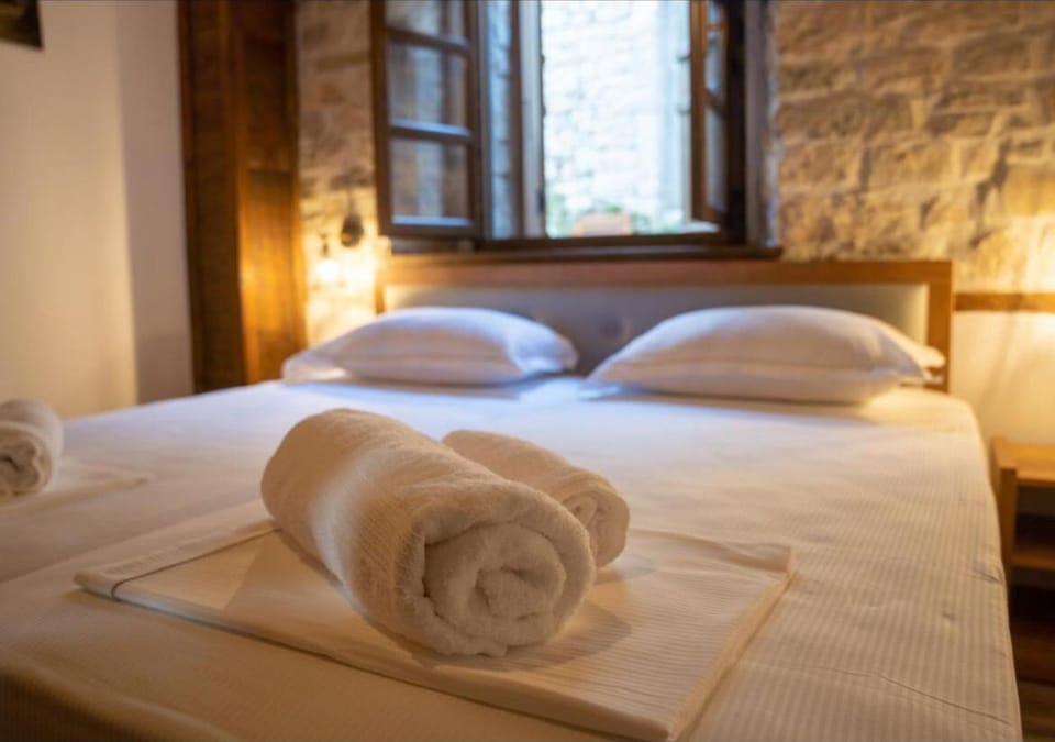 Deluxe Double or Twin Room | WiFi (free)