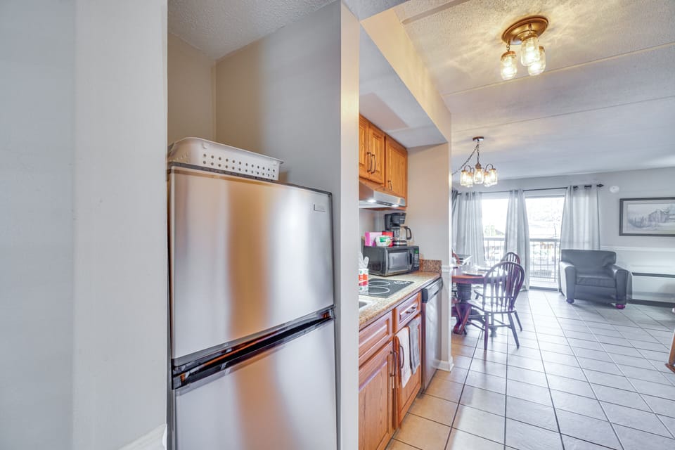 Kitchenette | 2-Burner Stovetop | Cooking Basics | Drip Coffee Maker