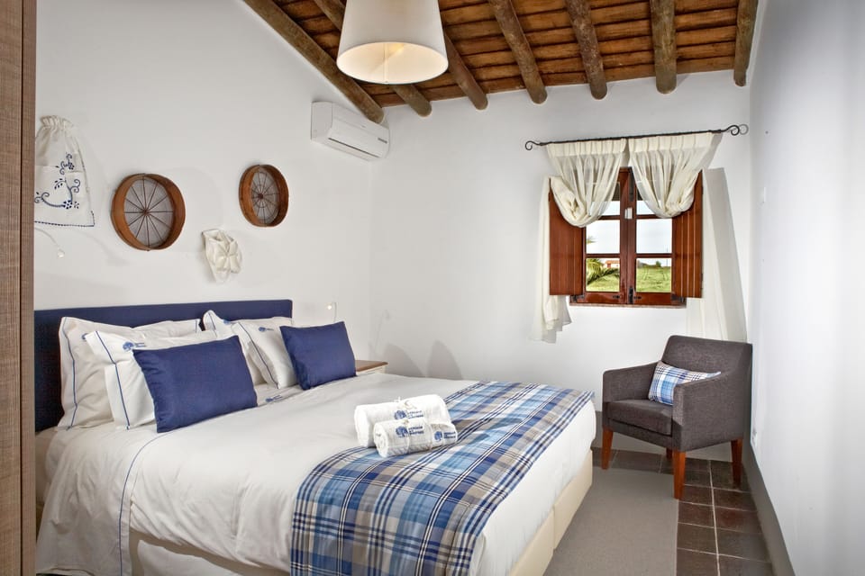 Apartment | WiFi (free), individually decorated, bed sheets