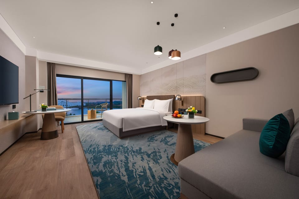1 King Premium River View | Down comforters, minibar, in-room safe, individually decorated