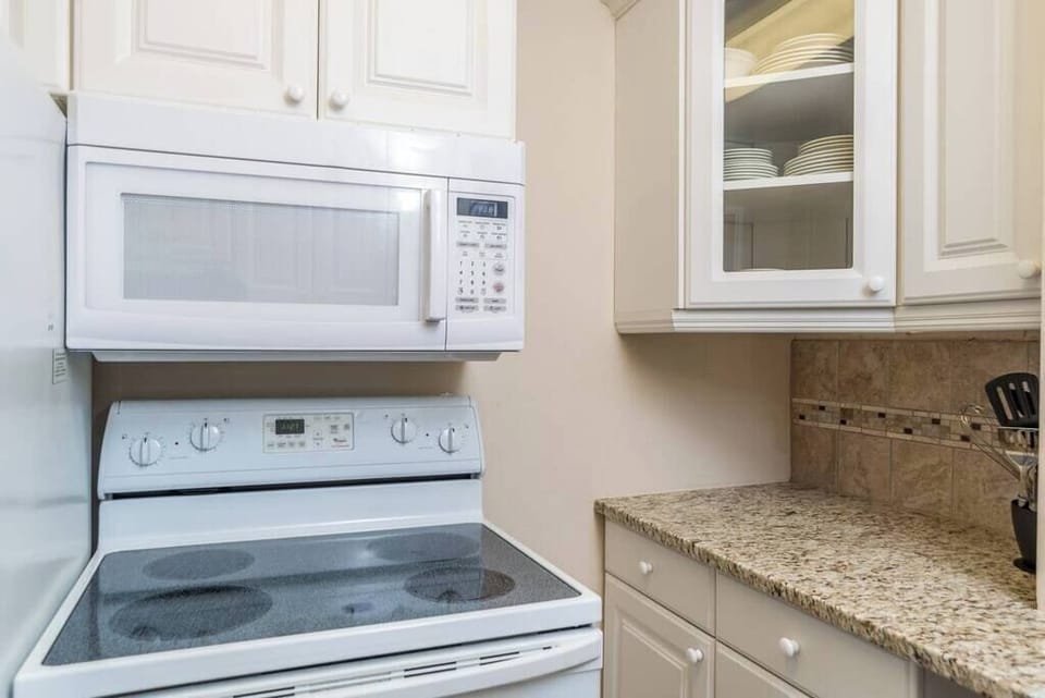 There are modern appliances and amenities