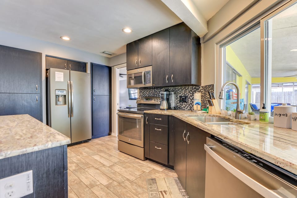 Kitchen | Drip Coffee Maker