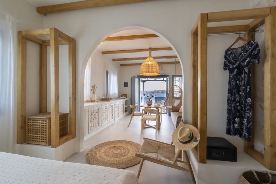 House, 1 King Bed with Sofa bed, Non Smoking, Beachside | 1 bedroom, hypo-allergenic bedding, in-room safe, free WiFi