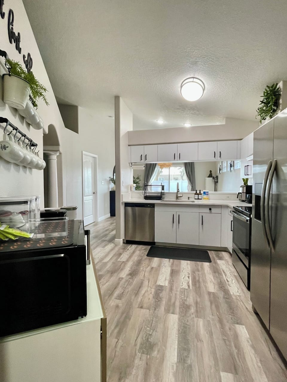 Fully stocked kitchen