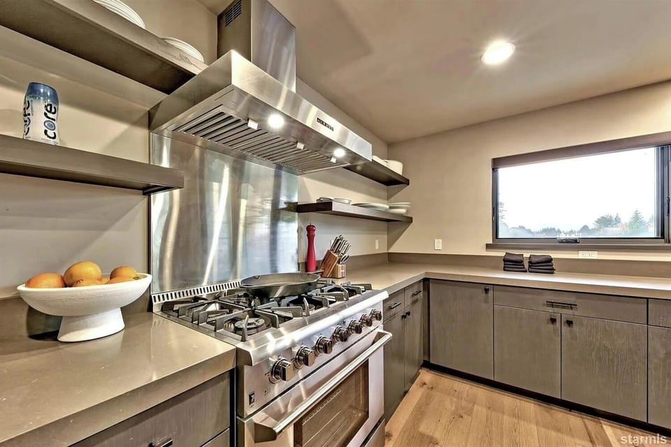 Spacious Kitchen with High End Range