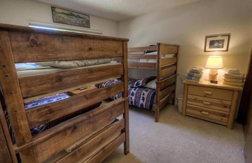Bunk Bedroom
