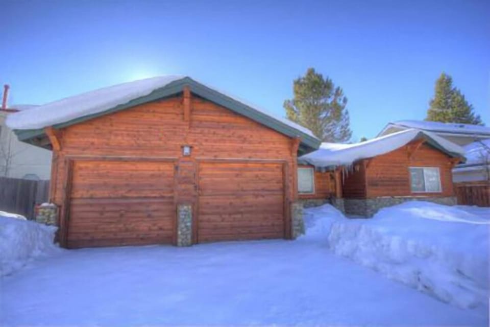 Exterior Snow