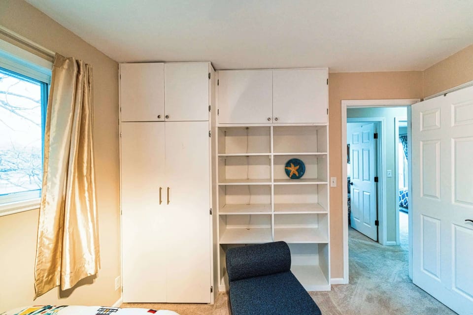 House, Multiple Beds, Patio (B. R. Guest House) | Interior