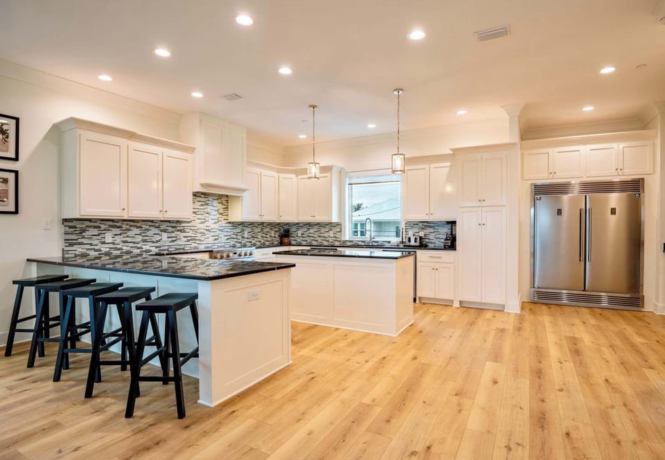 House, Multiple Beds, Pool Access, Partial Ocean View (Beach Haven) | Private kitchen | Fridge, microwave, oven, stovetop