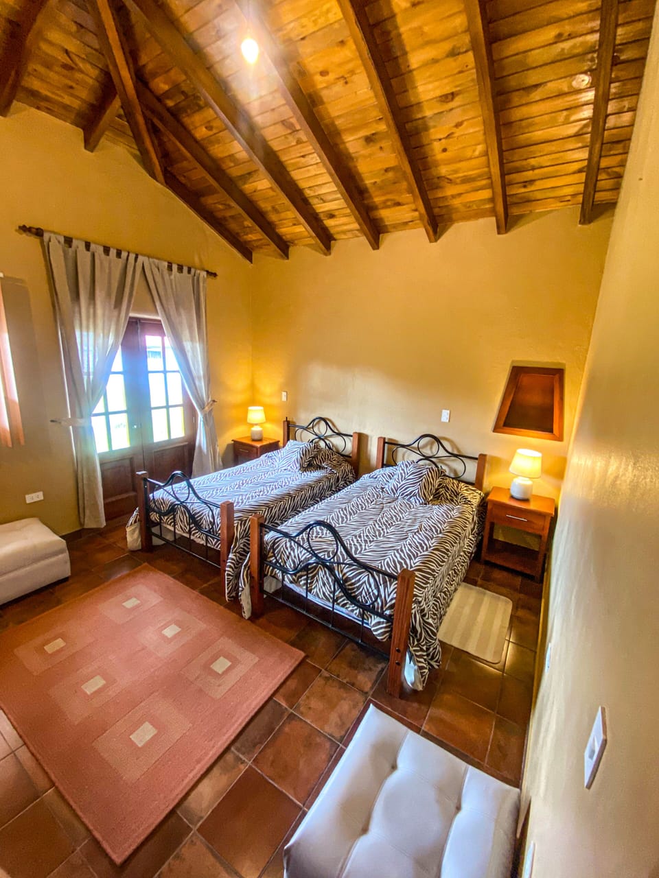 Comfort Cabin | Hypo-allergenic bedding available, WiFi (free)