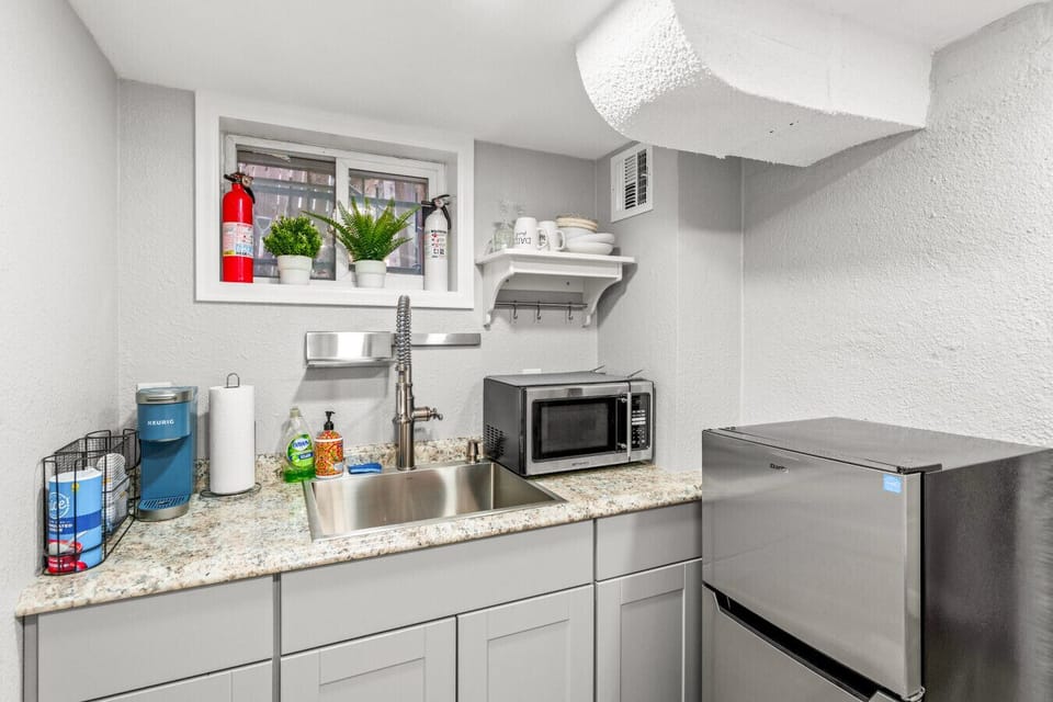 Kitchenette