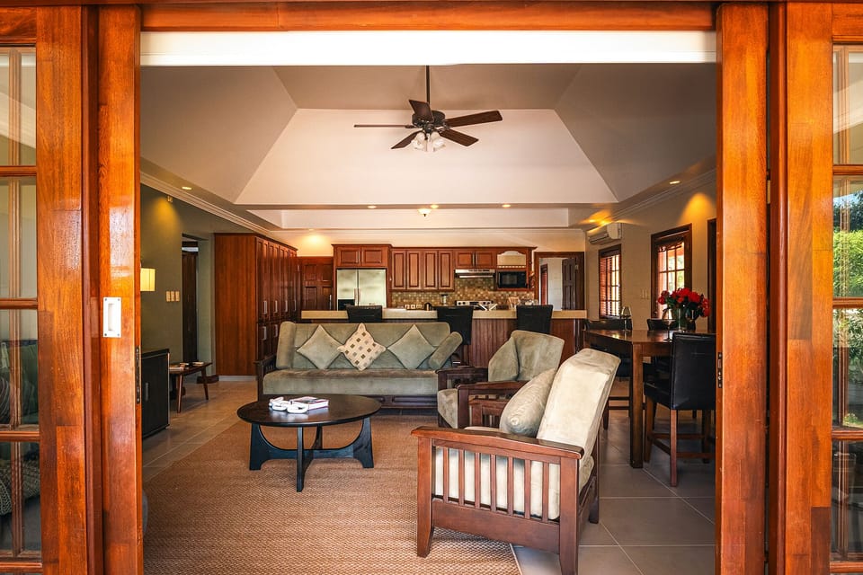 Living Area (1)