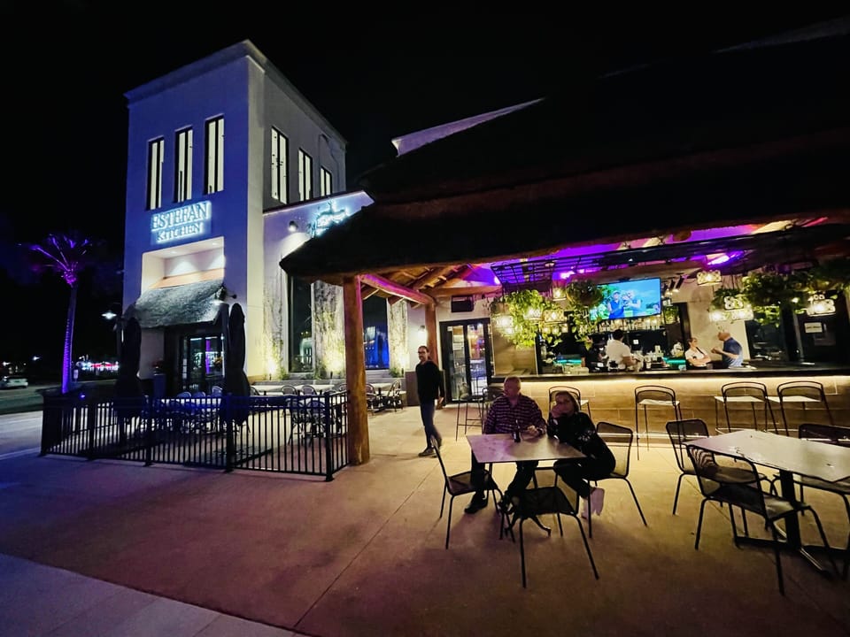 Wonderful dining options available within walking distance to the house.