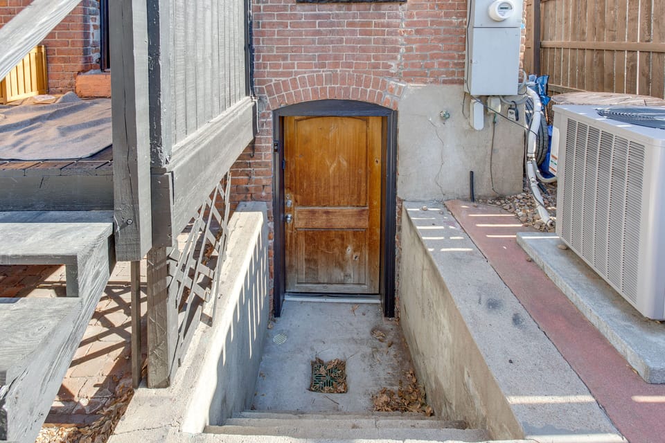 Unit Entrance