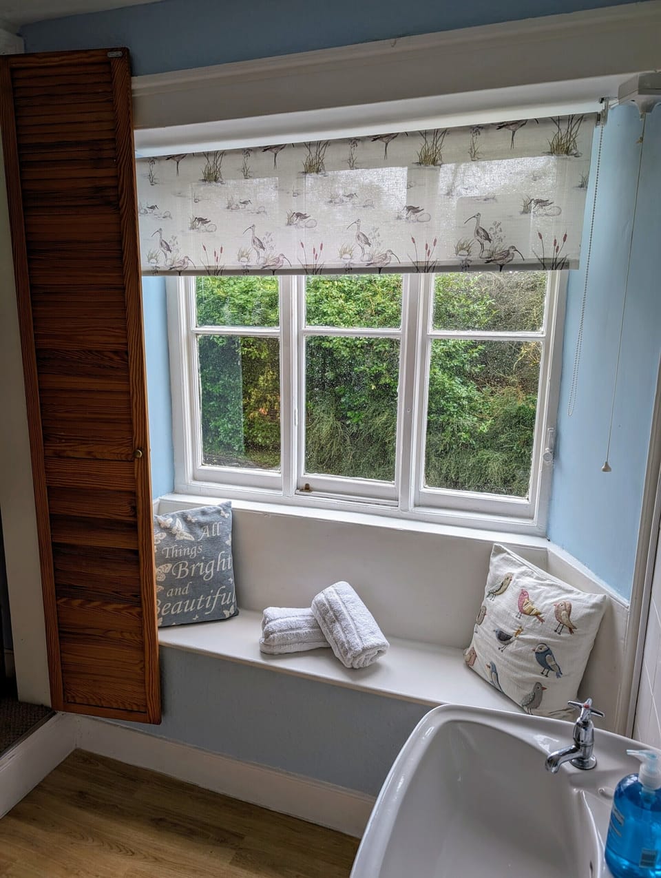 Exclusive Double Room, Ensuite | Bathroom | Free toiletries, hair dryer, towels, soap