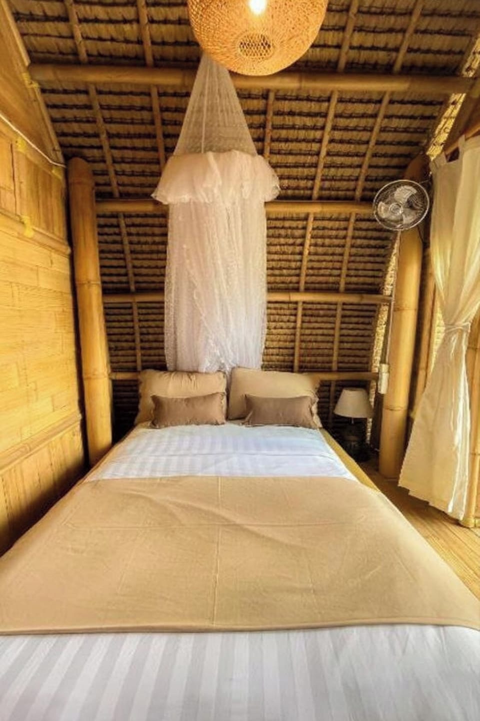 Double Room, Garden View | Desk, bed sheets