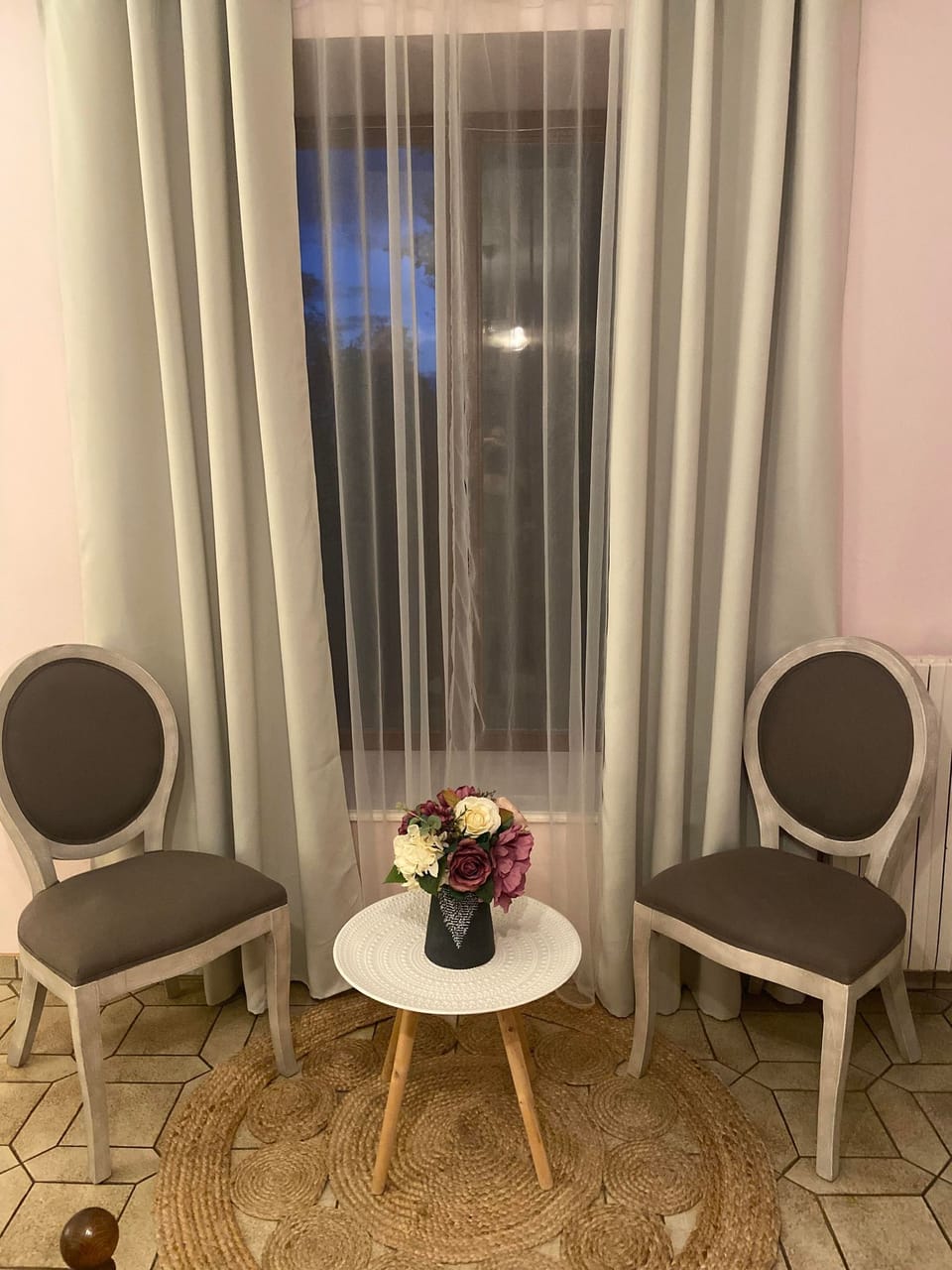 Lilac Room | Free WiFi