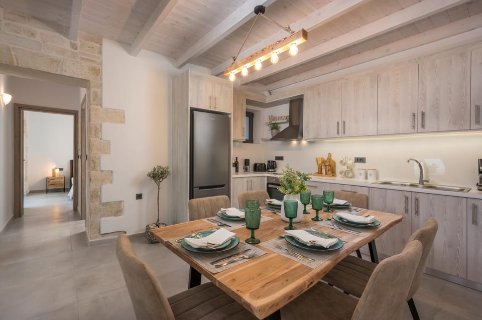 Deluxe Villa | Private kitchen | Full-size fridge, oven, dishwasher, espresso maker