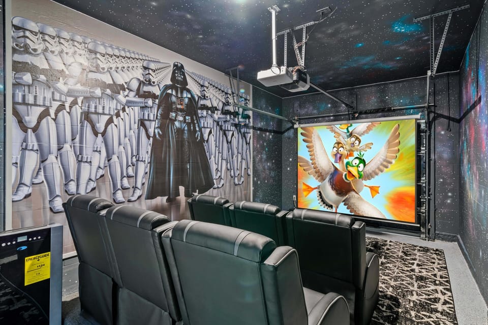 Amazing theater room of the Home in Davenport Florida - Experience luxury in our Airbnb movie theater room - where cinematic excellence meets comfort - Providing an extraordinary movie night