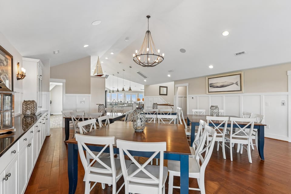 Group,Dining Room,