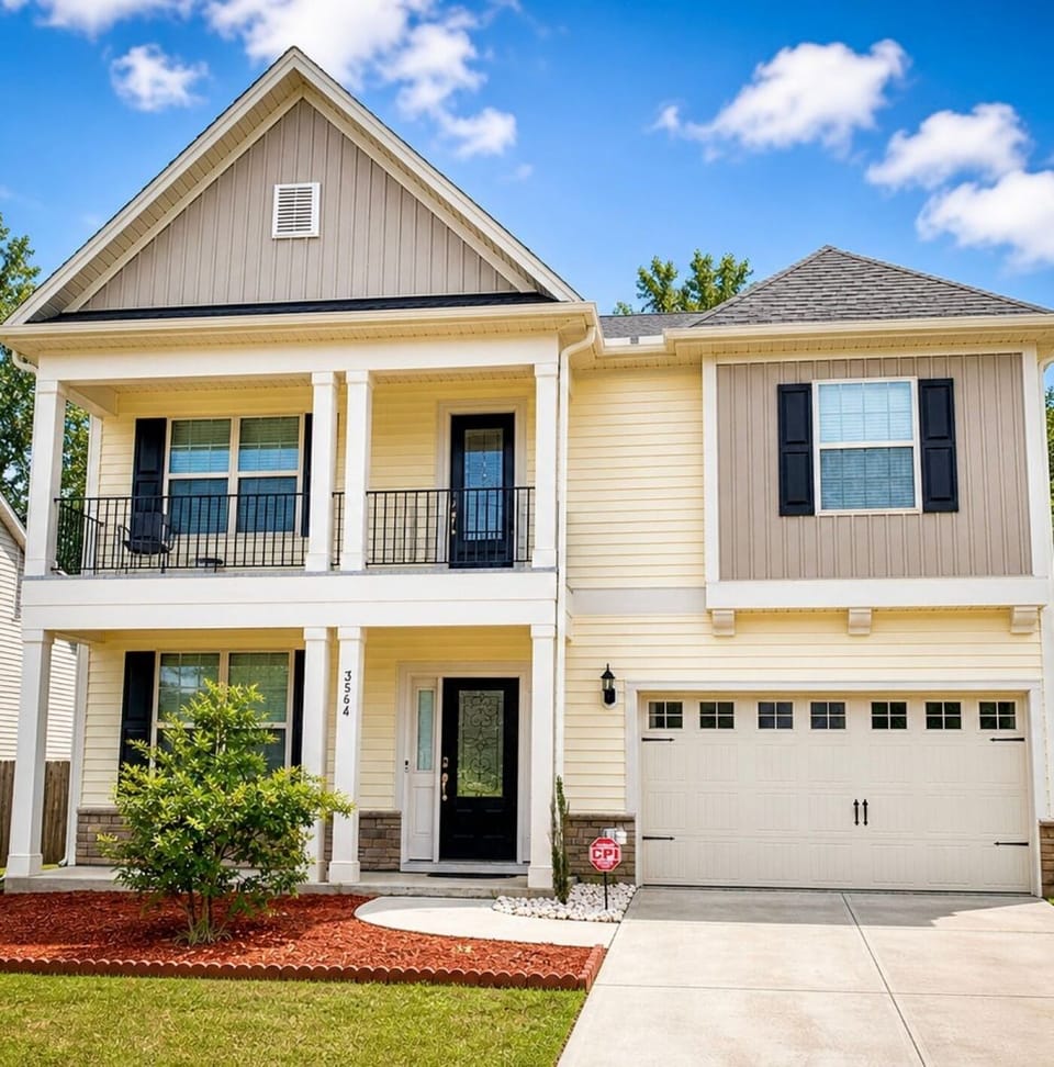 Exterior Home Photo