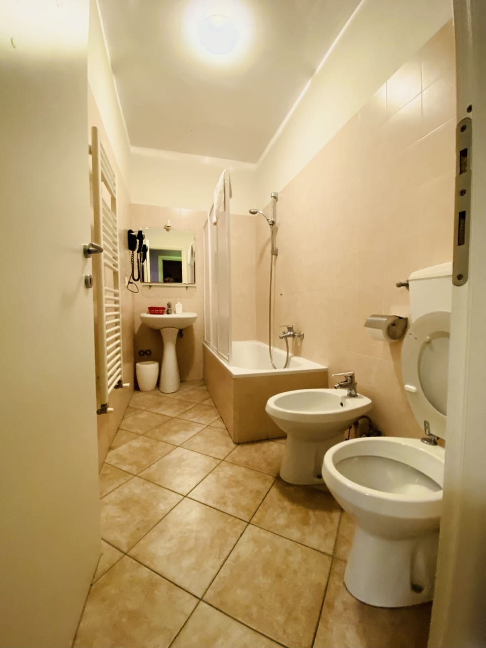 City Triple Room | Bathroom | Bidet