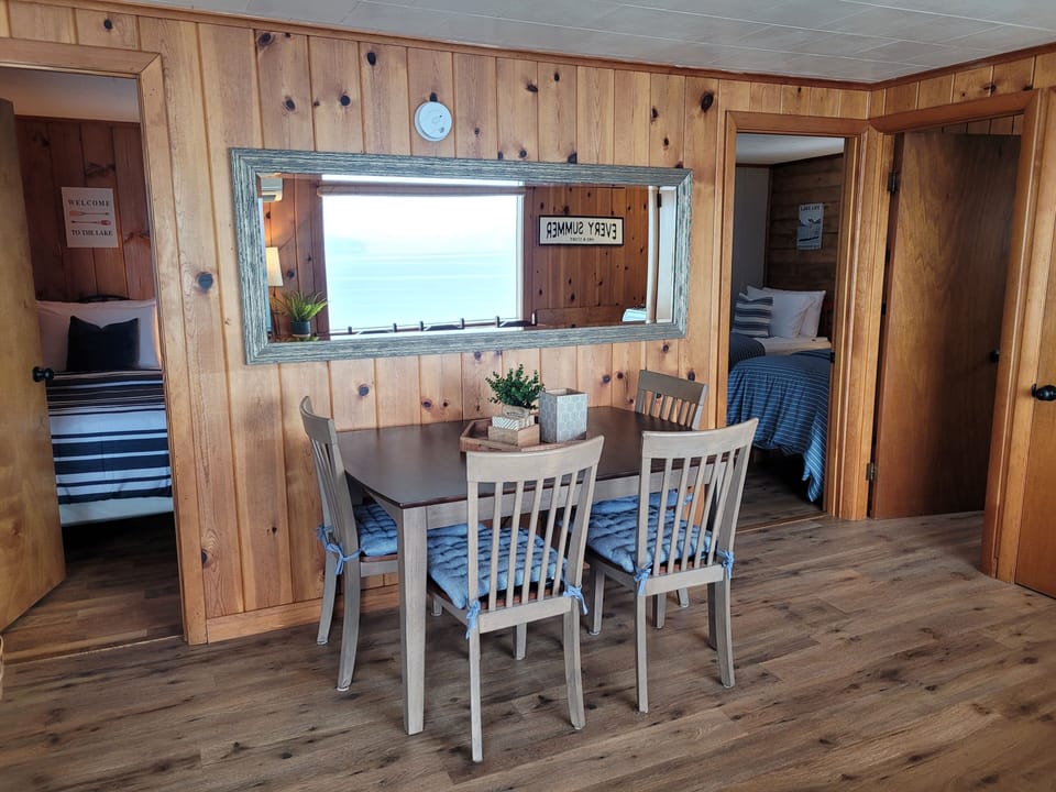 Cabin | Private kitchen | Full-size fridge, microwave, oven, stovetop