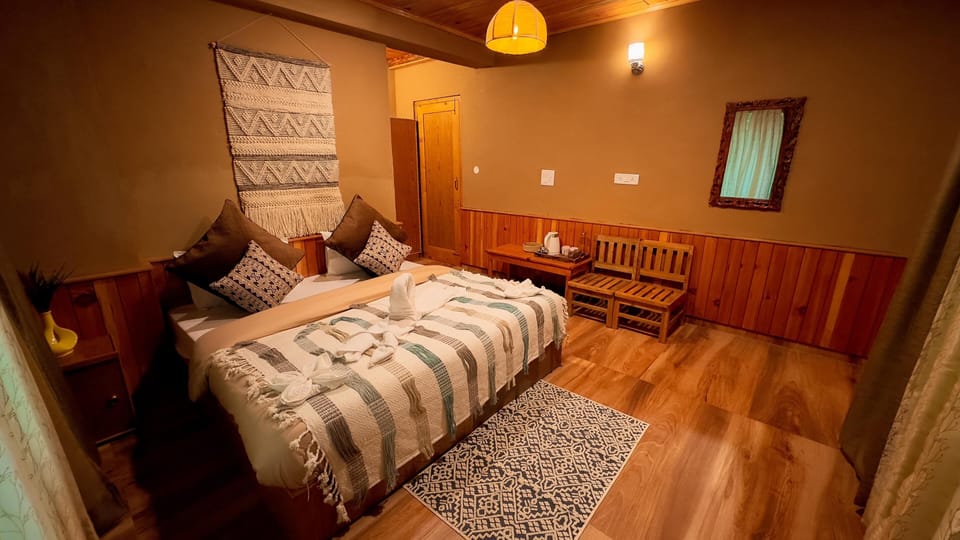 Deluxe Room | 1 bedroom, free WiFi