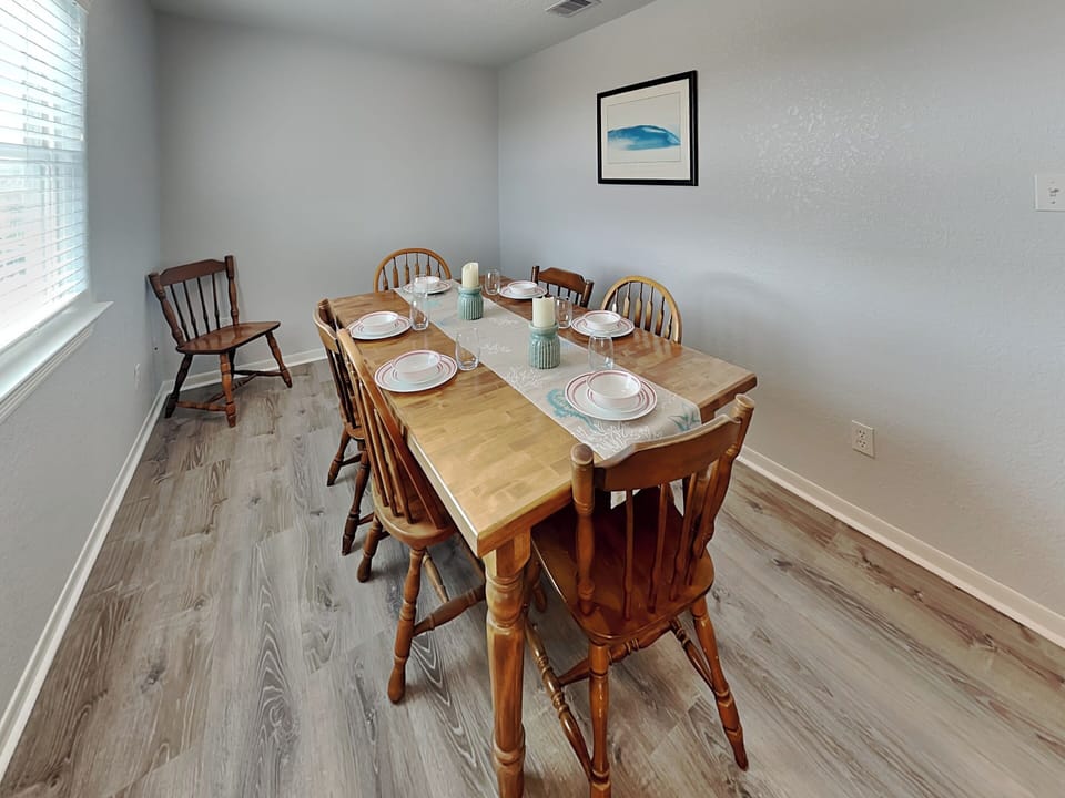 House (3 Bedrooms) | Property amenity