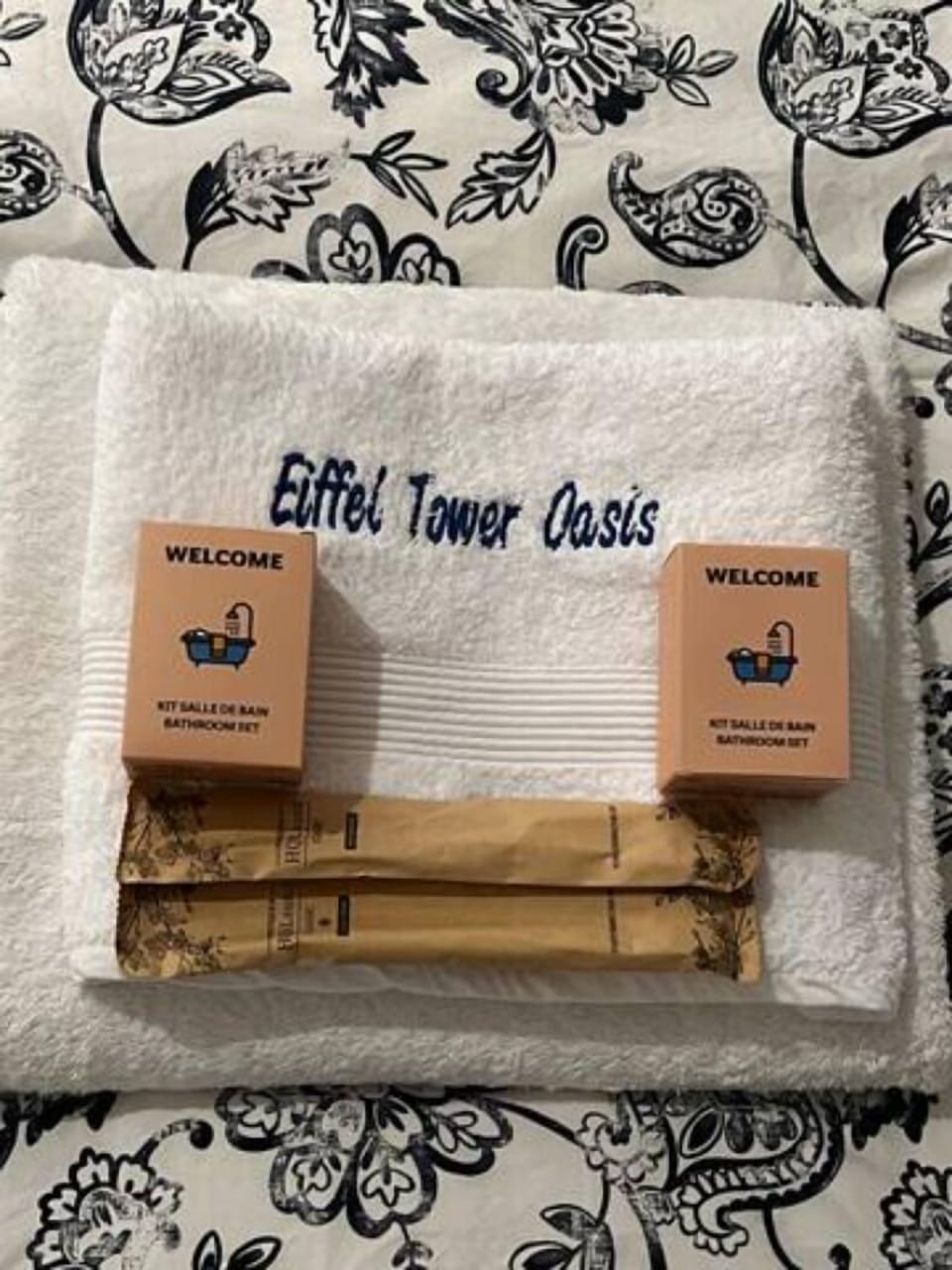 Eiffel Tower Oasis | Bathroom | Hair dryer, towels, soap, shampoo