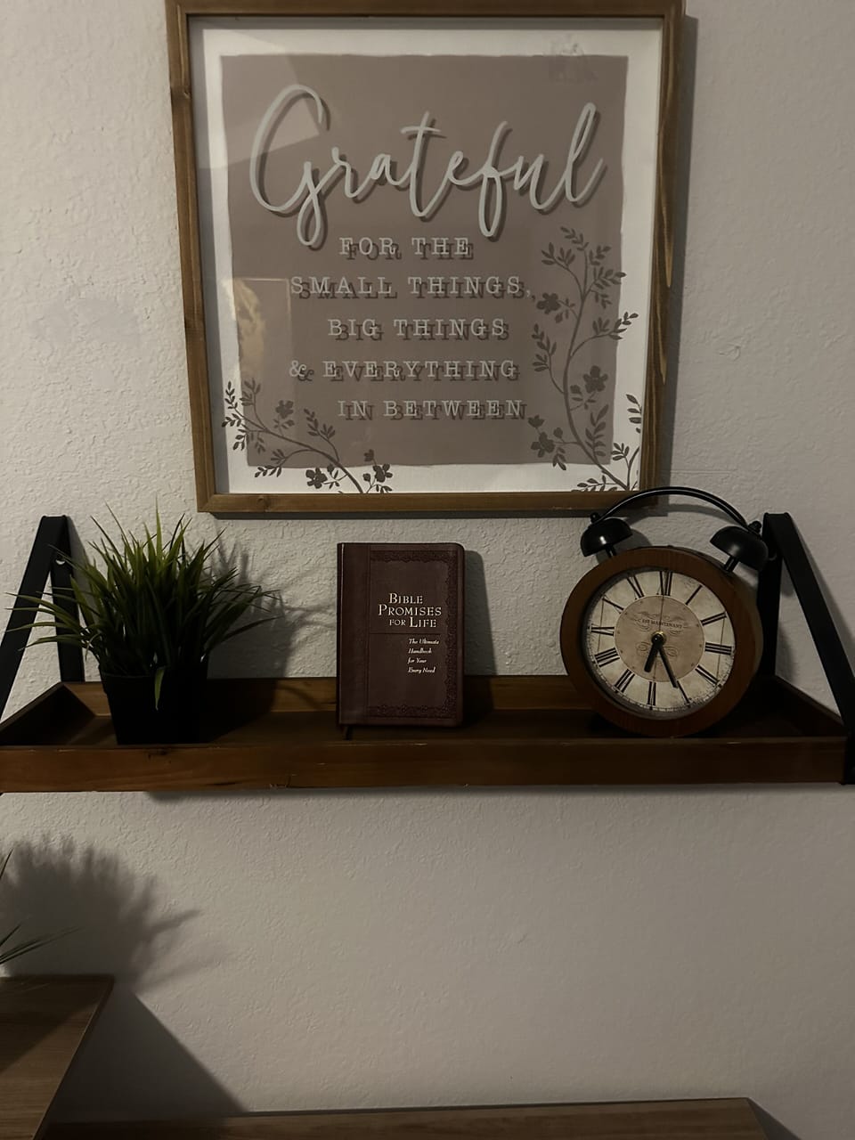 decorations to bring a homey atmosphere to the place